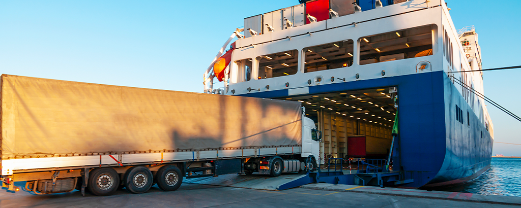 España destina 11,8 millones de euros a empresas que transportan mercancía por barco en lugar de por carretera